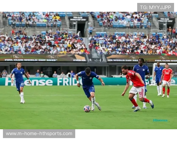 切尔西偷袭式反击，恩昆库推射扩大比分