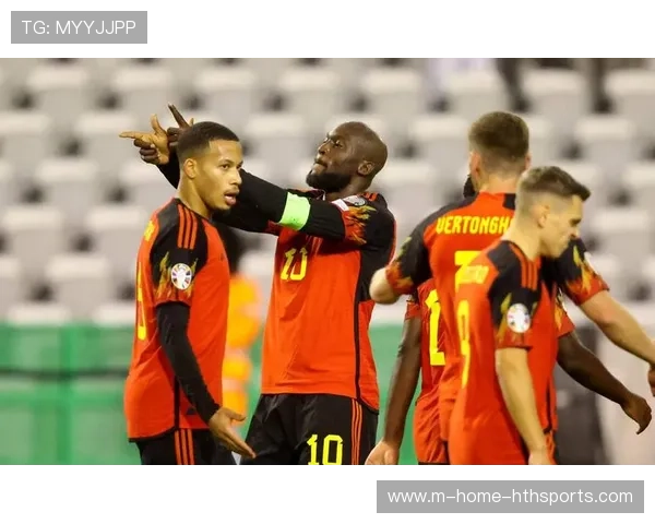 卢卡库卡位成功后形成单挑局面，比利时再次占据优势——战术美学下的进攻艺术